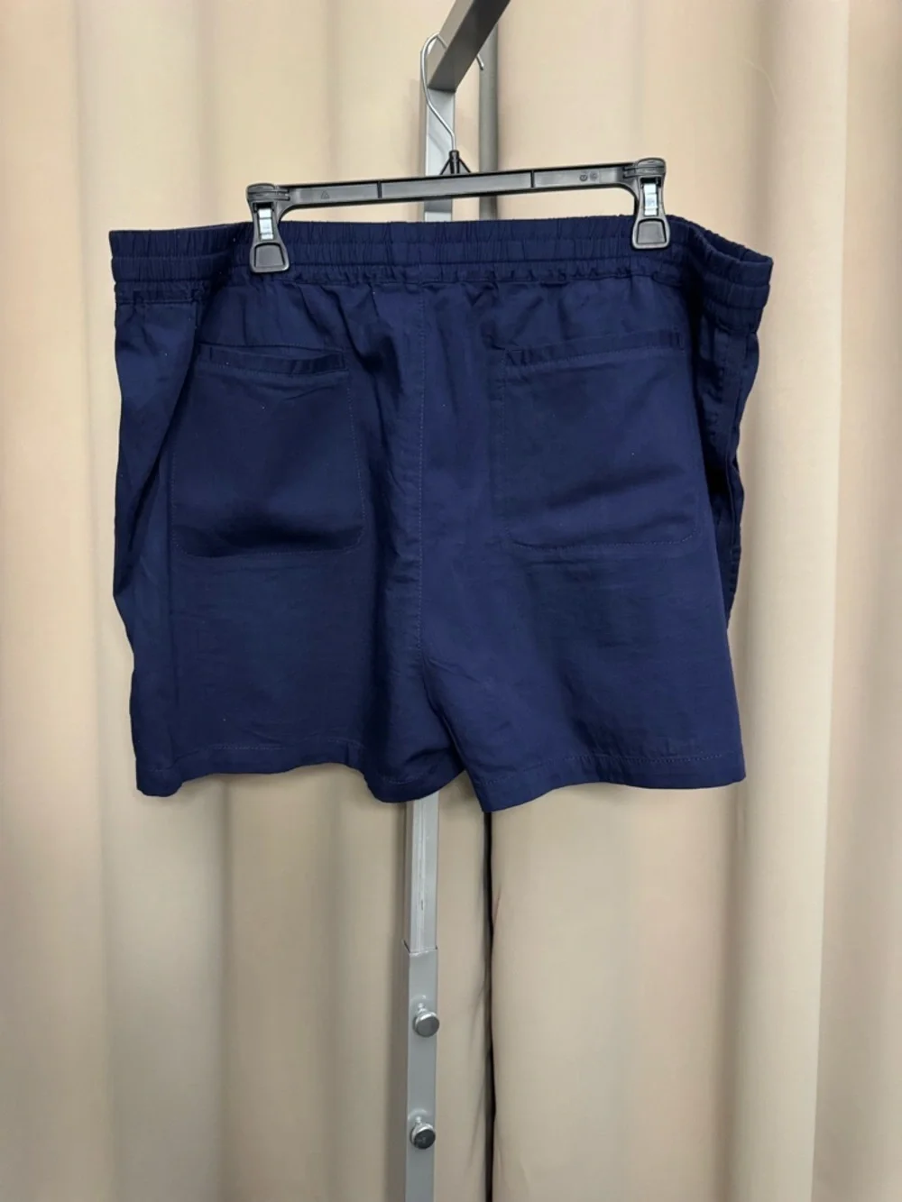 Caslon Navy Women’s Drawstring Relaxed Shorts